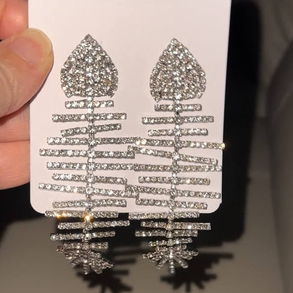 Fishbone Rhinestone Earrings - Picture 9 of 10